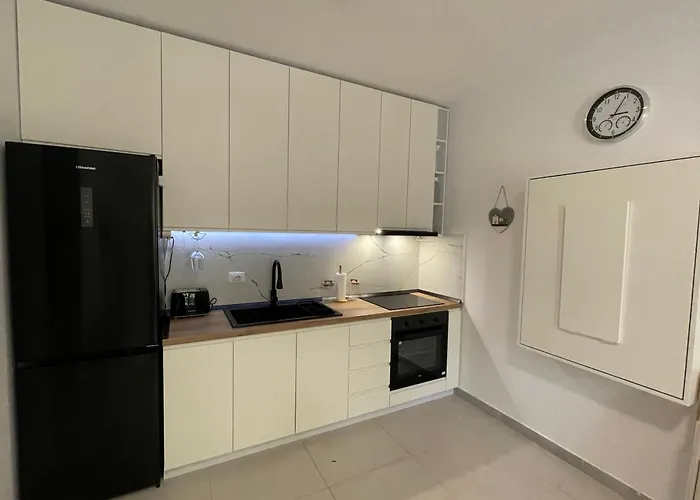 Sunshine Qerret-golem Beach-self-check-in Golem