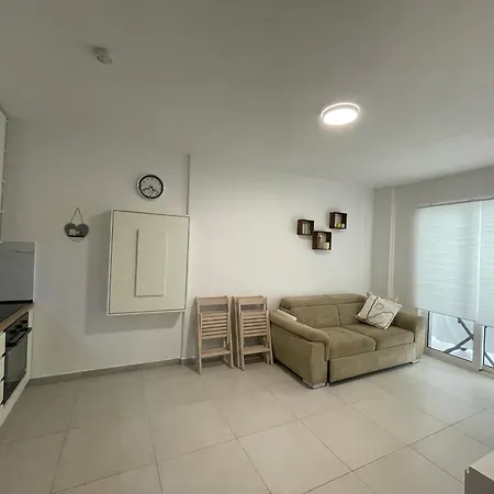 Sunshine Qerret-golem Beach-self-check-in Apartment Golem (Tirana)