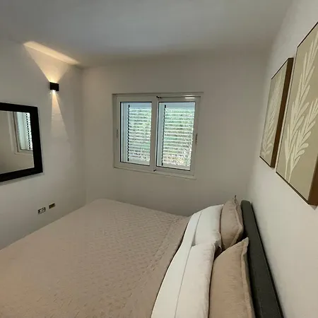 Appartement Sunshine Qerret-golem Beach-self-check-in
