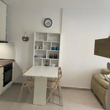 Apartmán Sunshine Qerret-golem Beach-self-check-in *
