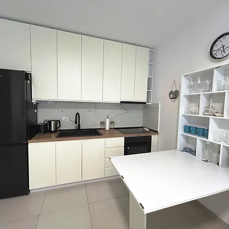 Sunshine Qerret-golem Beach-self-check-in Apartment