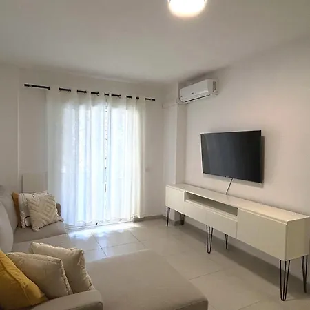 Διαμέρισμα Sunshine Qerret-golem Beach-self-check-in Golem (Tirana)