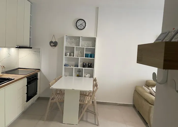 Appartement Sunshine Qerret-golem Beach-self-check-in *